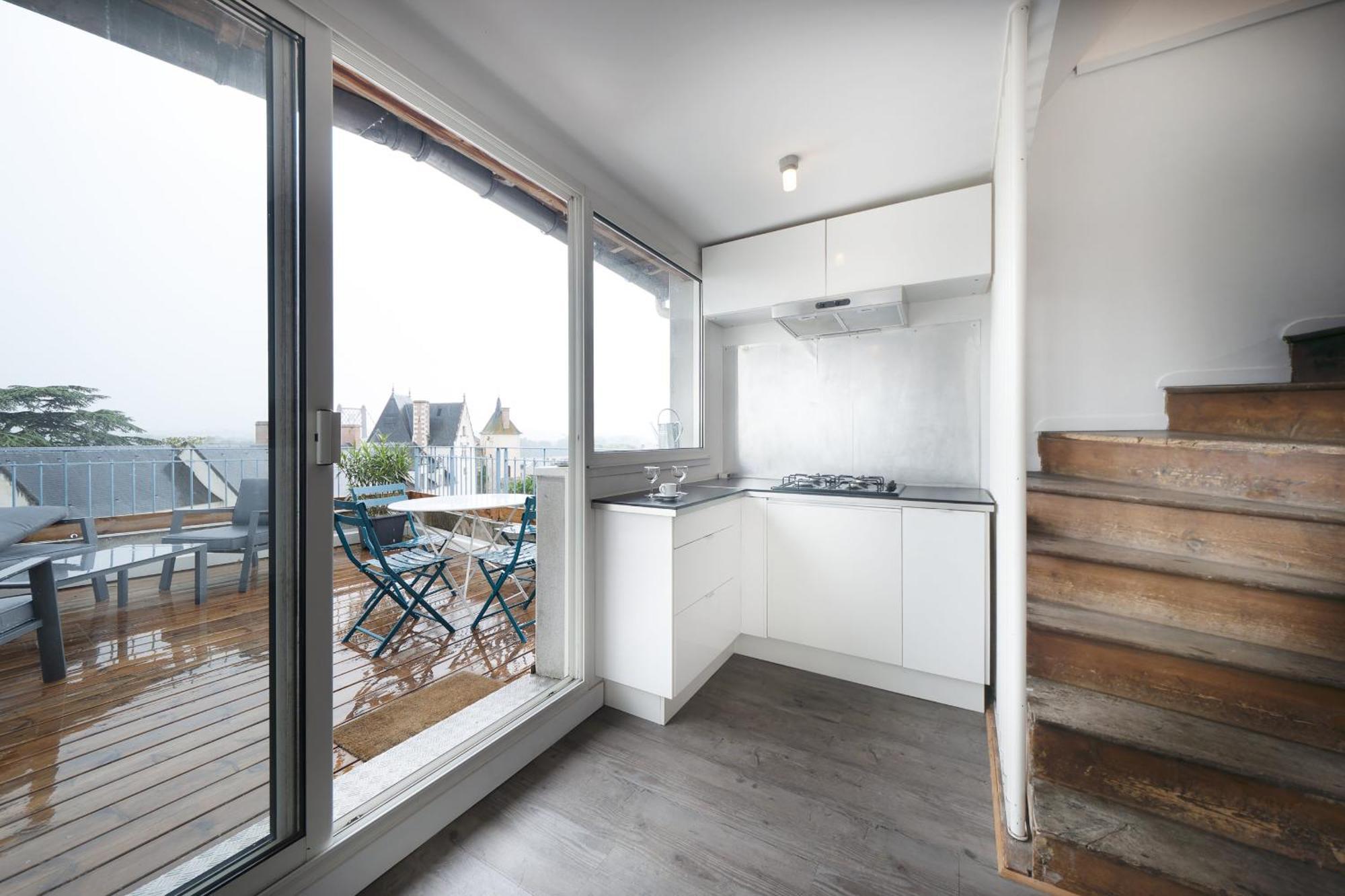 Grand Gite Terrasse Vue Loire Et Chateau D'อ็องเซอนีส์ ภายนอก รูปภาพ